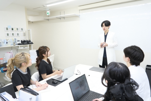 教育体制の強化と標準化